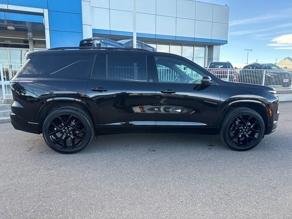 Used 2024 Chevrolet Traverse RS w/ LPO, Floor Liner Package image 6