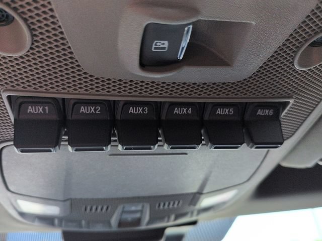 Used 2021 Ford F350 Lariat w/ Lariat Ultimate Package AWD/4WD image 25