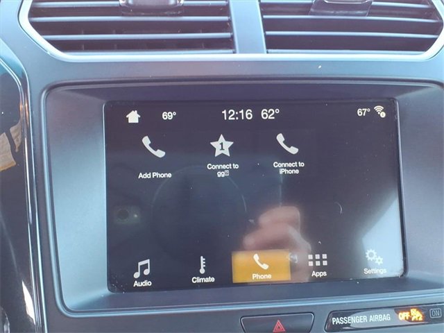 Used 2019 Ford Explorer XLT w/ Equipment Group 201A image 6