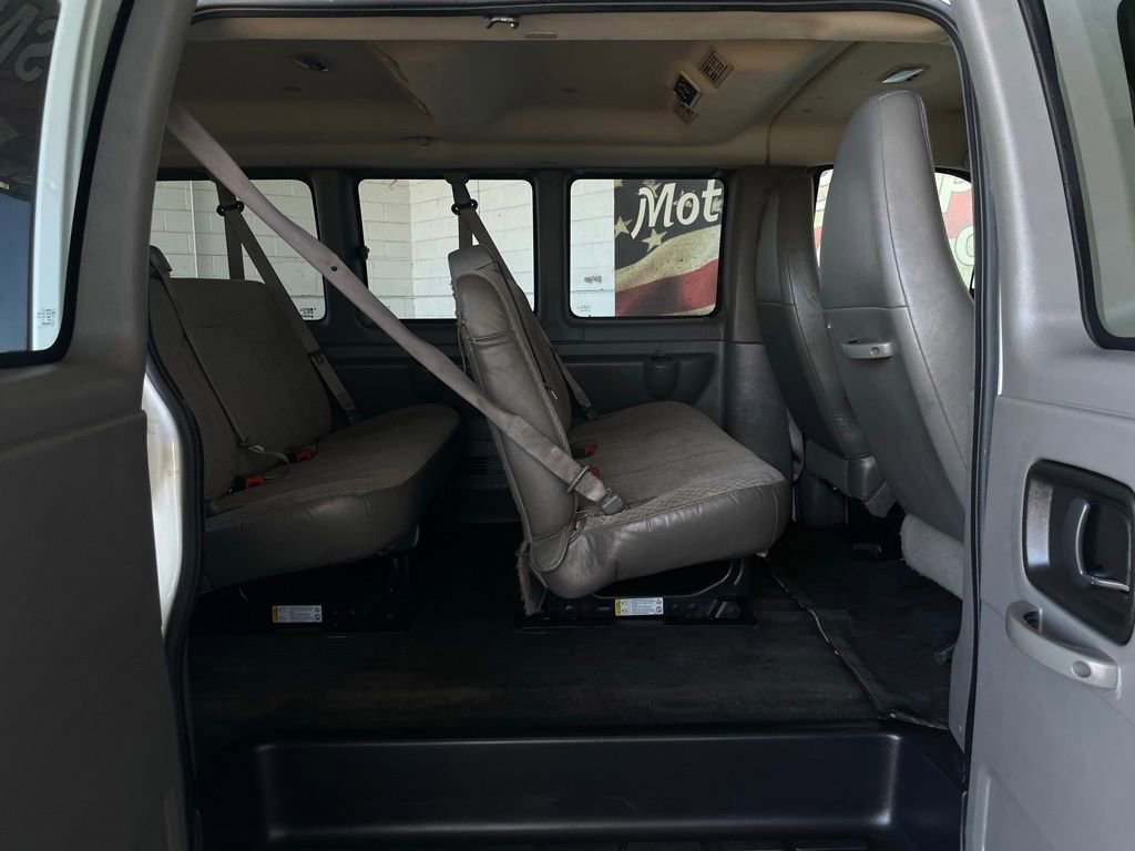 Used 2013 Chevrolet Express 2500 LS image 15
