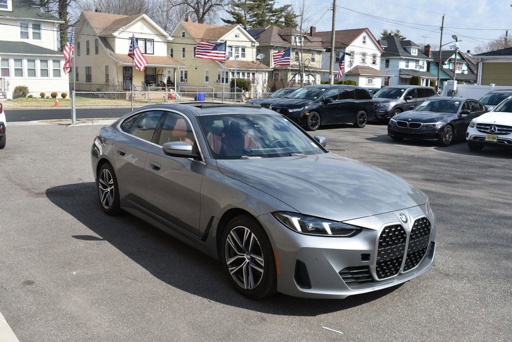 Used 2025 BMW 430i xDrive w/ Premium Package image 4