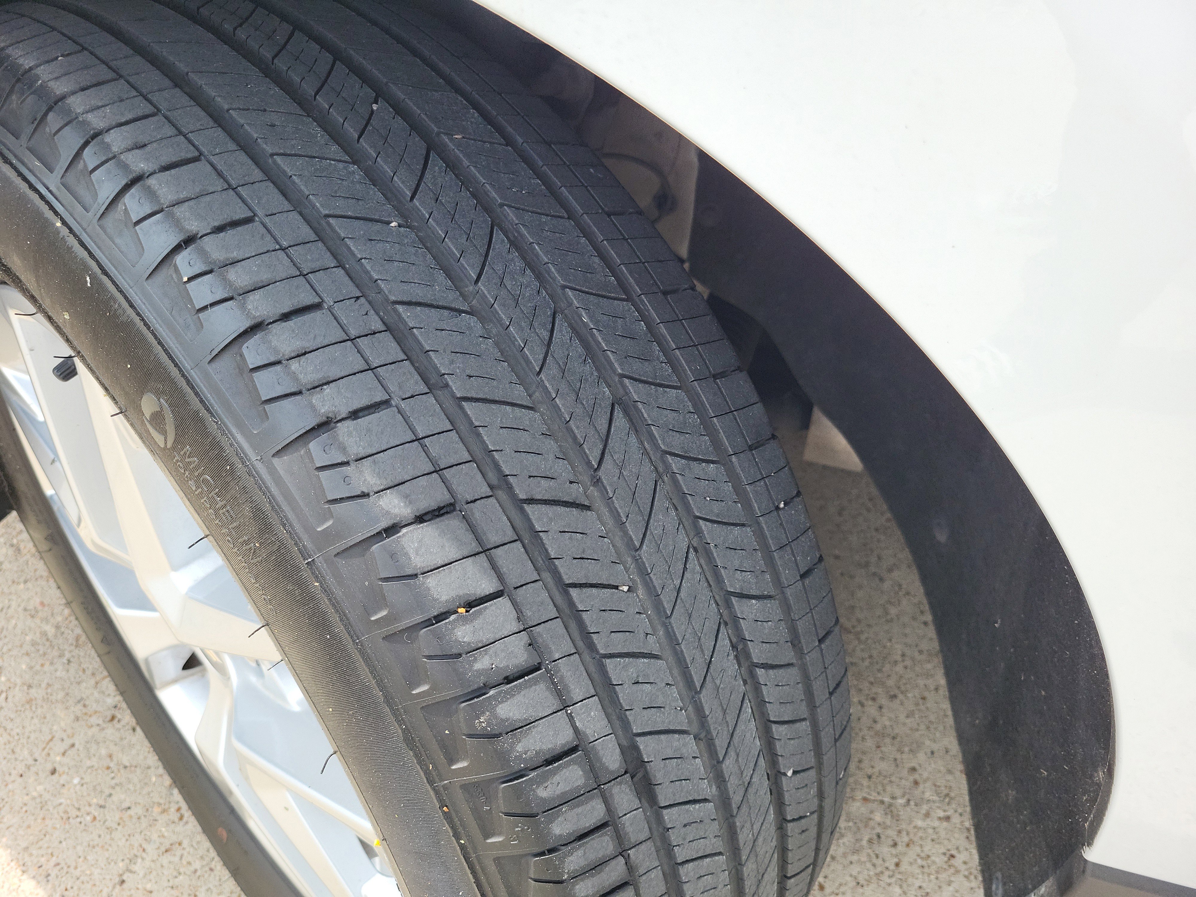 Used 2022 Chevrolet Equinox LS w/ LS Convenience Package FWD image 27