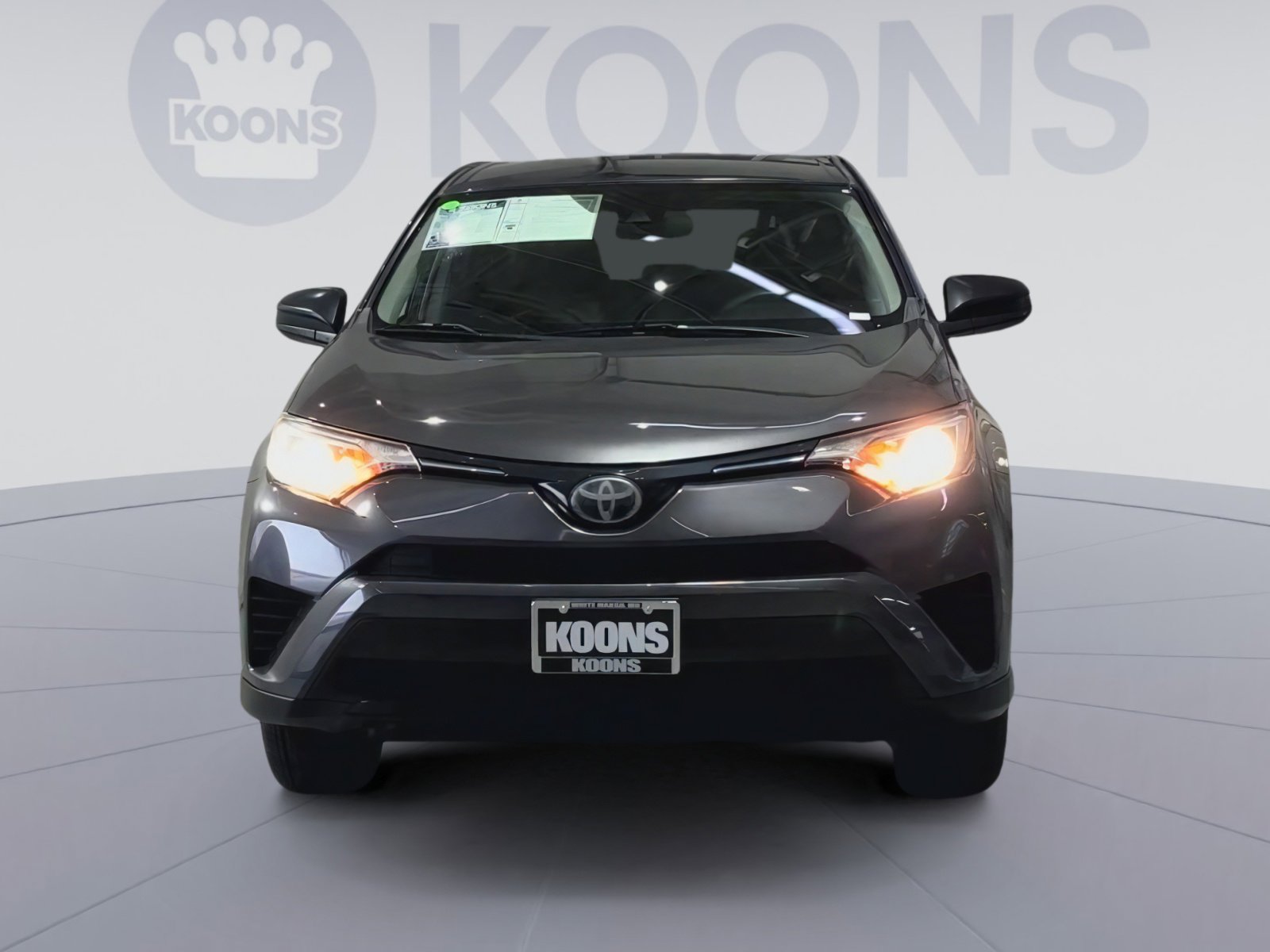 Used 2018 Toyota RAV4 LE image 7