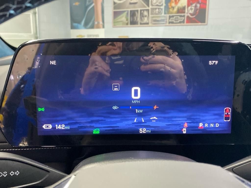 New 2025 Chevrolet Blazer EV LT image 23