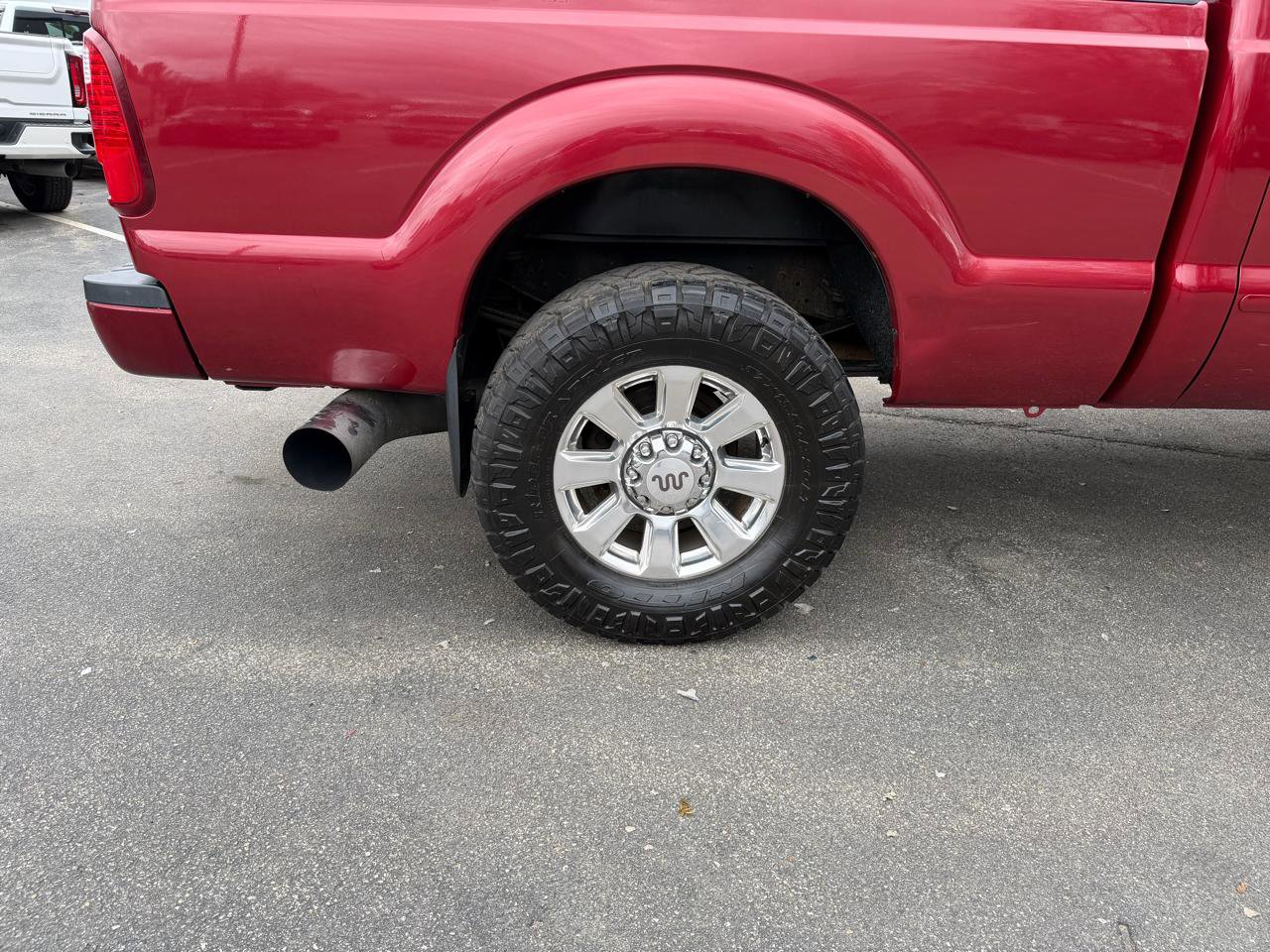 Used 2014 Ford F350 Platinum w/ FX4 Off-Road Package image 14