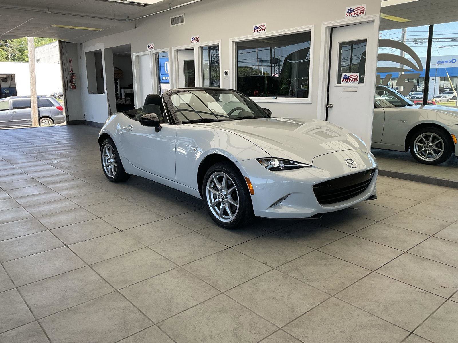 Used 2016 MAZDA MX-5 Miata Sport RWD image 23