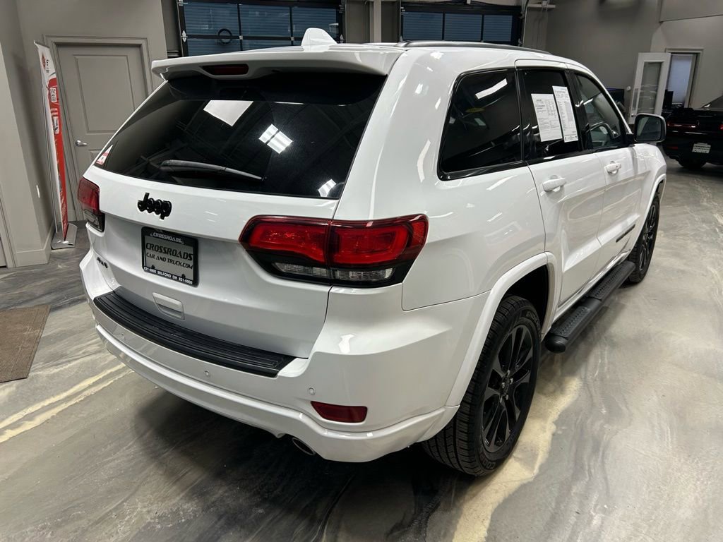 Used 2019 Jeep Grand Cherokee Altitude image 31