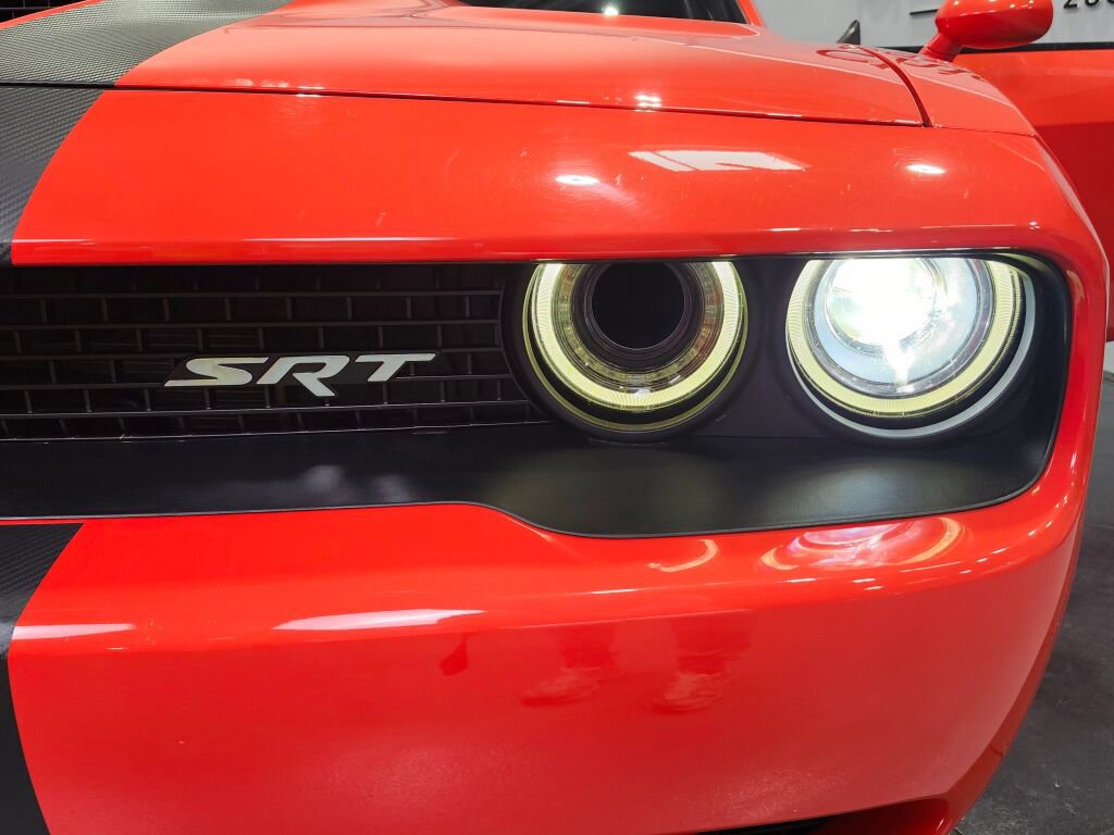 Used 2016 Dodge Challenger SRT Hellcat RWD image 21