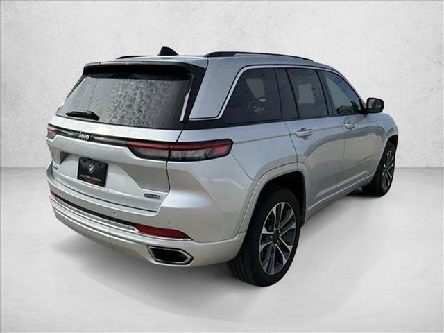 Used 2022 Jeep Grand Cherokee Overland AWD/4WD image 5