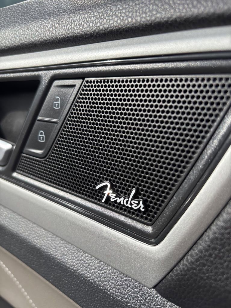 Used 2023 Volkswagen Atlas SEL Premium image 10