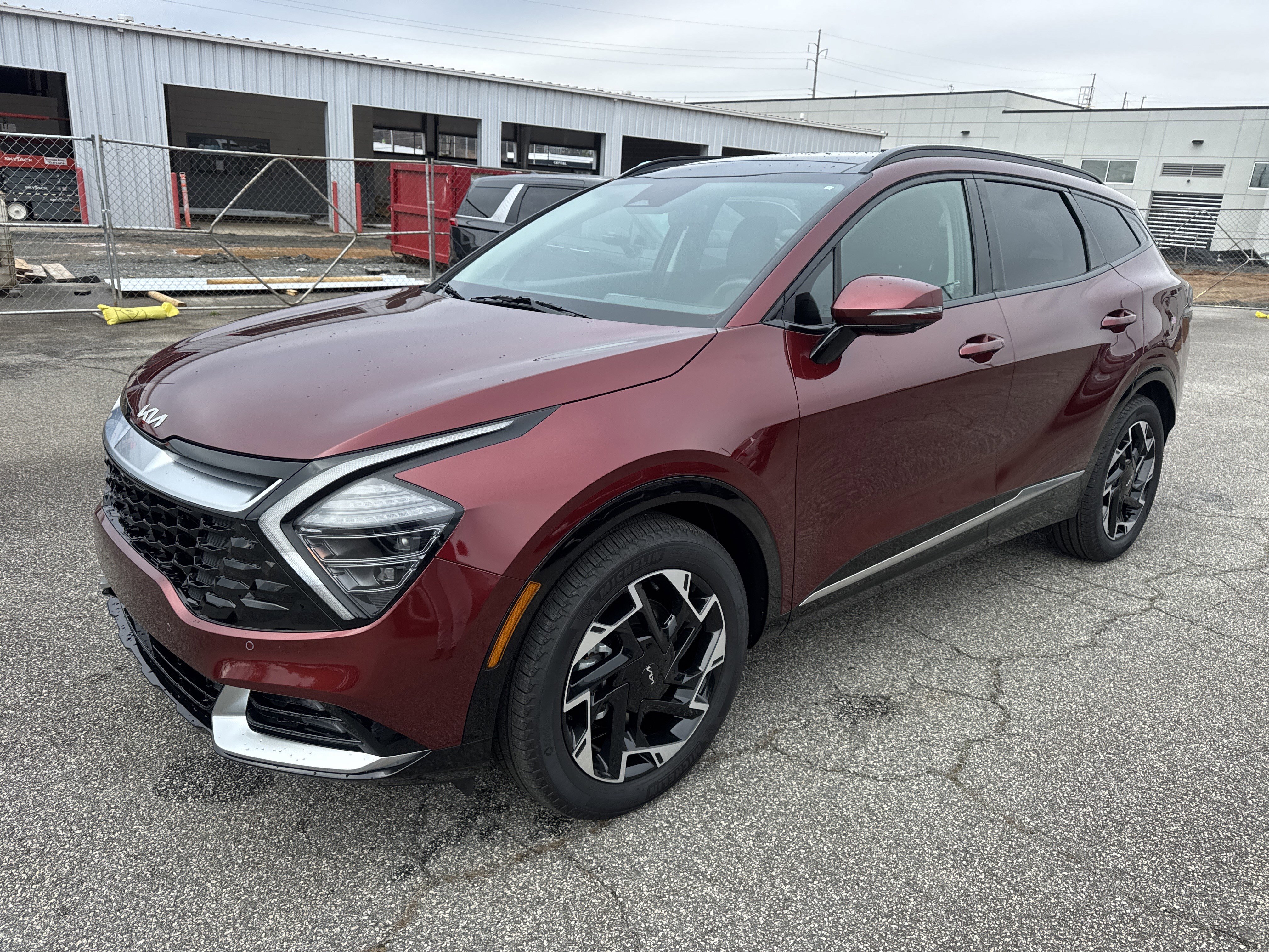 Certified 2025 Kia Sportage SX image 3