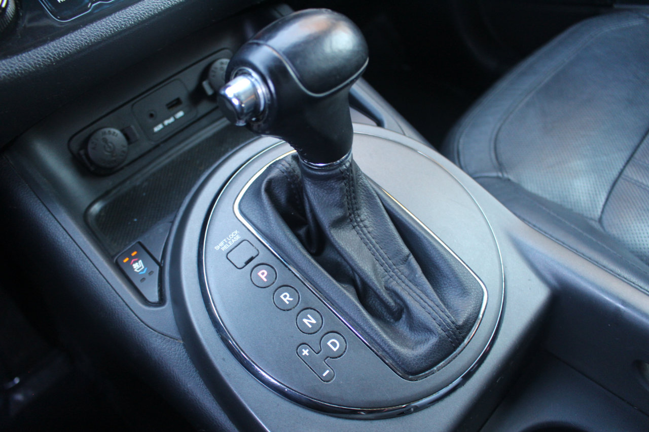 Used 2013 Kia Sportage EX w/ EX Premium Pkg image 30