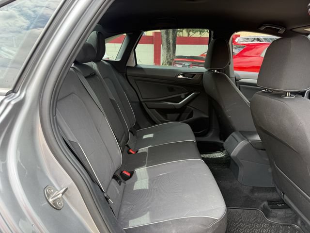 Used 2025 Volkswagen Jetta Sport FWD image 27