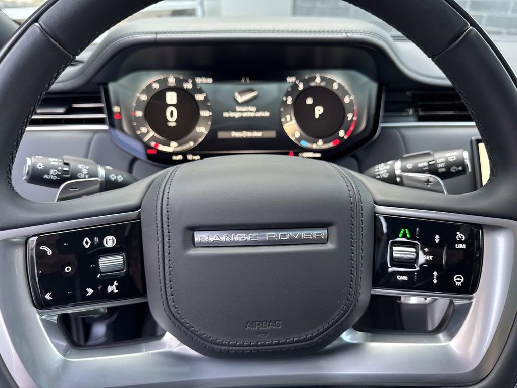 Certified 2025 Land Rover Range Rover Autobiography AWD/4WD image 29