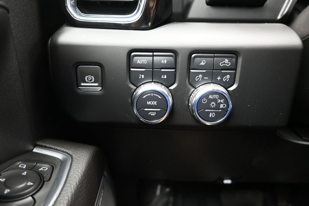 Used 2024 GMC Sierra 1500 Denali w/ Denali Reserve Package AWD/4WD image 18