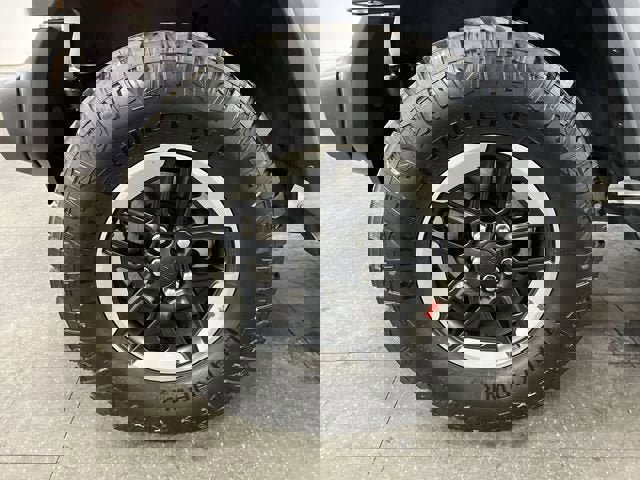 Used 2021 Jeep Wrangler Sport image 31