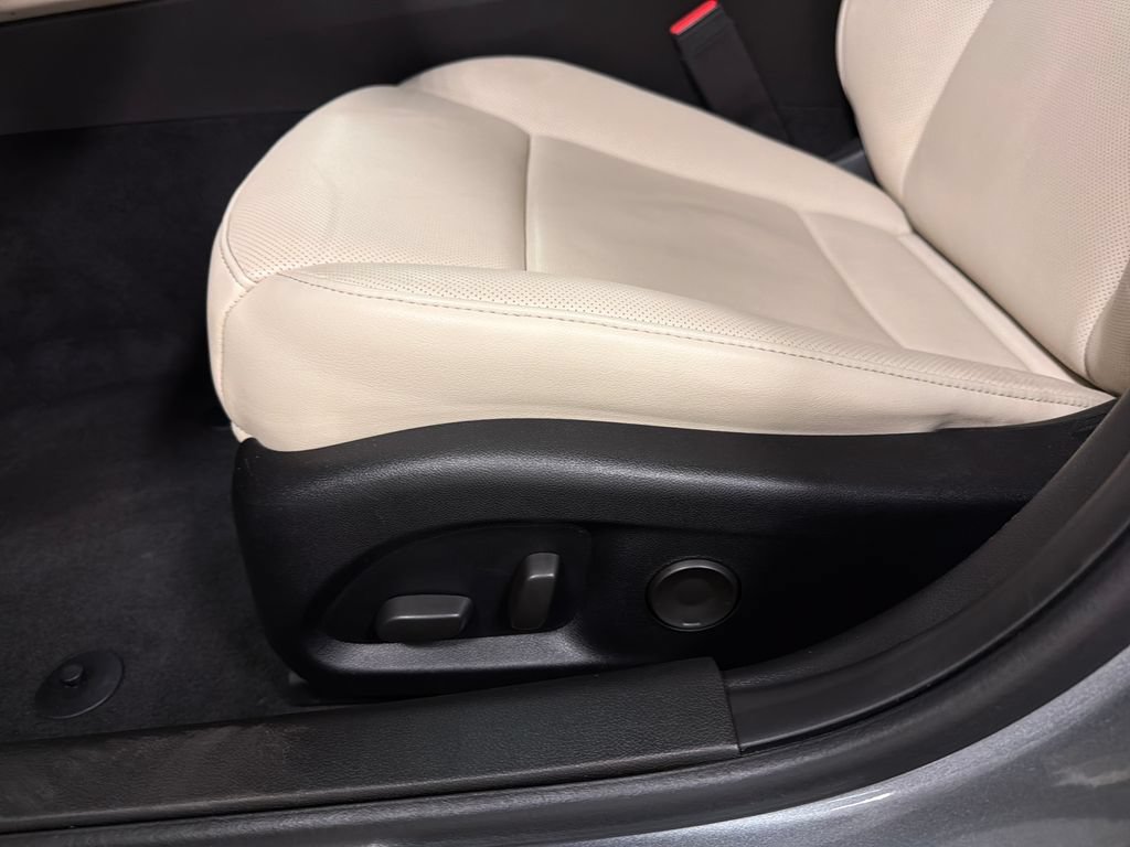 Used 2021 Cadillac CT4 Premium Luxury RWD image 23