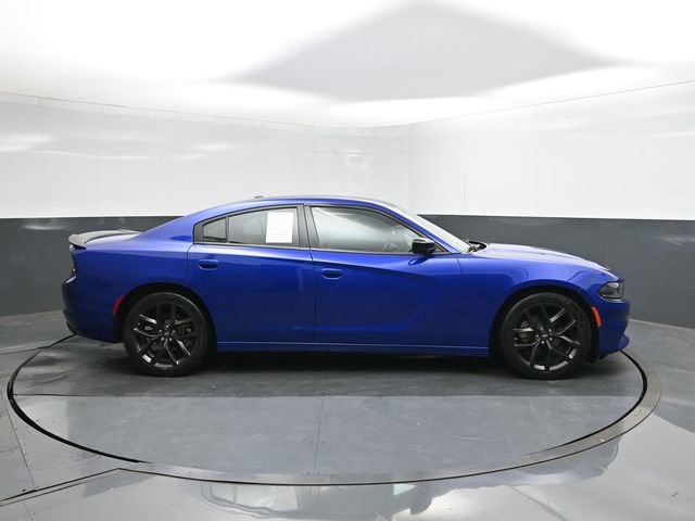 Used 2022 Dodge Charger SXT w/ Blacktop Package RWD image 15