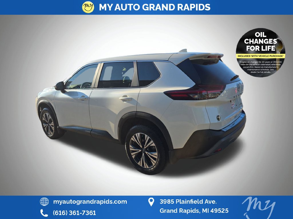 Used 2023 Nissan Rogue SV AWD/4WD image 5