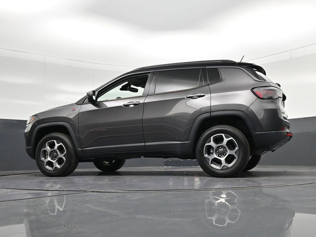 Used 2022 Jeep Compass Trailhawk w/ Trailhawk Elite Group image 38