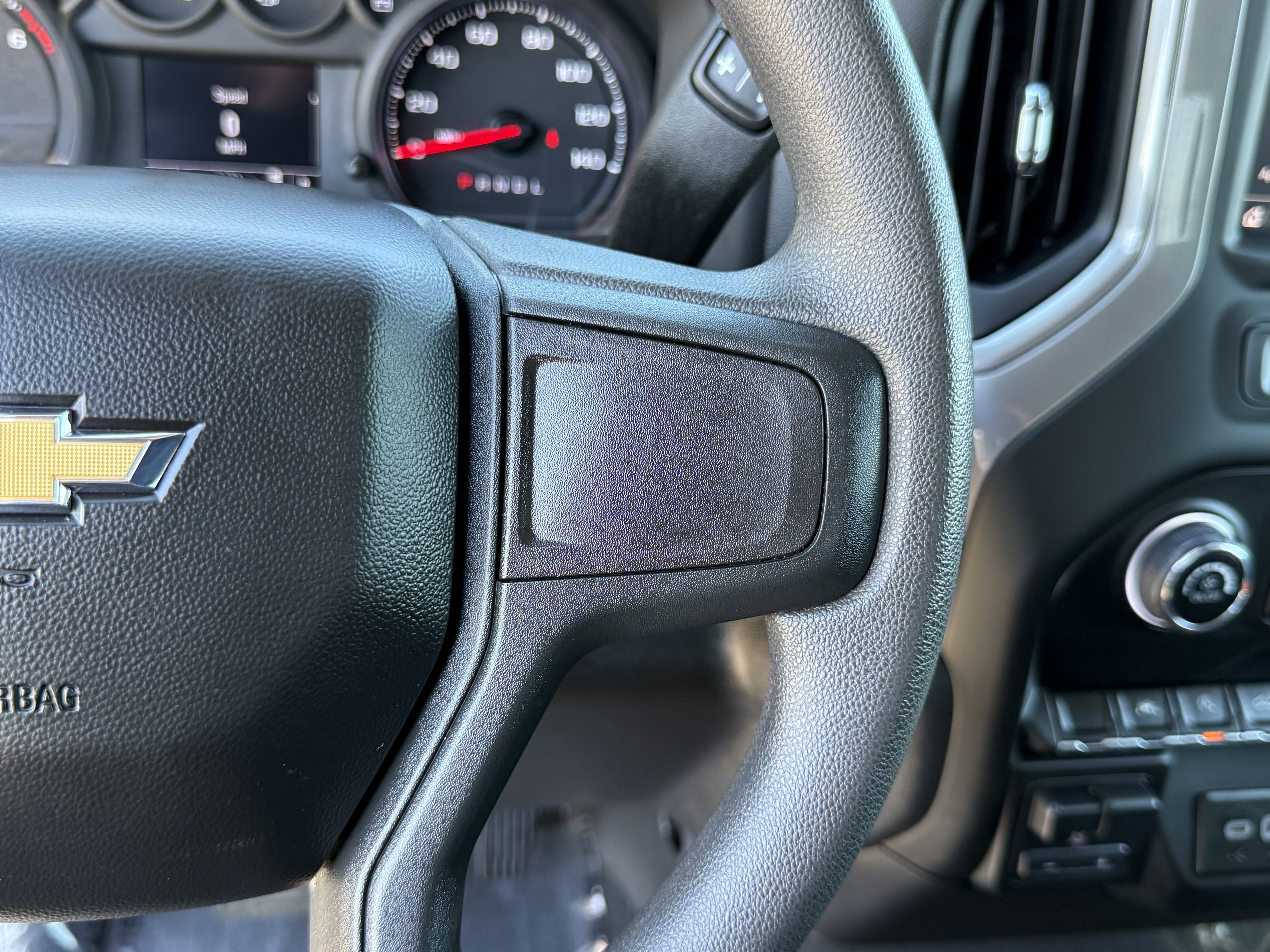 Used 2024 Chevrolet Silverado 1500 Custom image 22