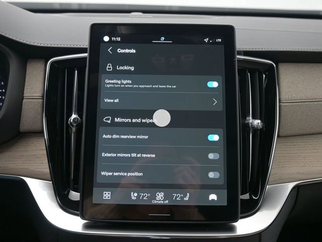 New 2026 Volvo XC90 B6 Plus image 18