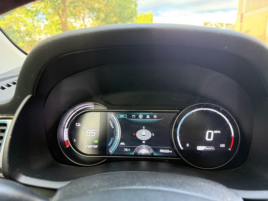 Used 2019 Kia Niro EX Premium w/ Cold Weather Package 1.0 FWD image 36