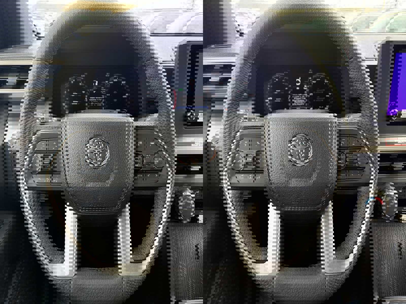 New 2025 Toyota Tacoma TRD Off-Road image 10