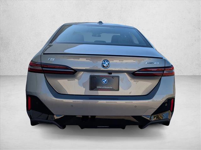 Used 2026 BMW i5 eDrive40 image 7