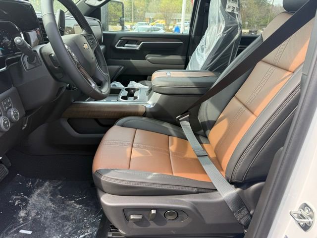 New 2026 Chevrolet Silverado 2500 High Country w/ High Country Premium Package AWD/4WD image 10