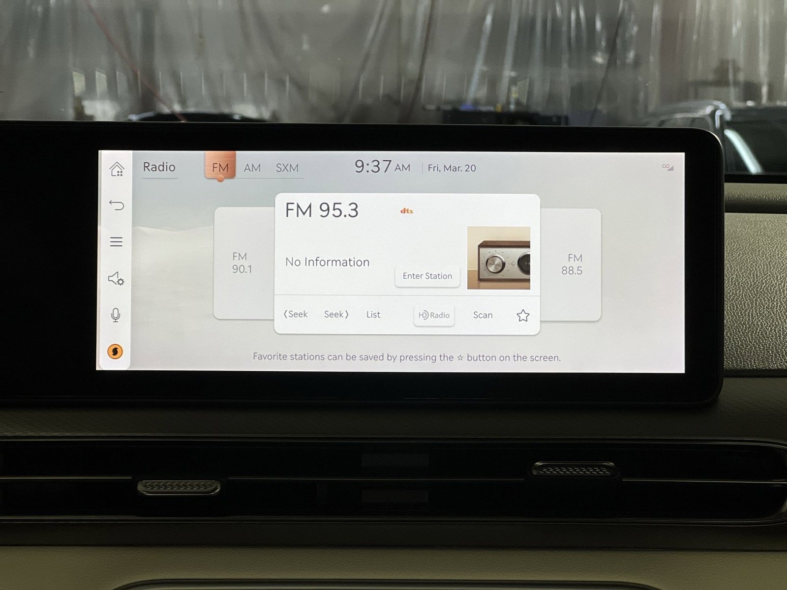 Used 2024 Genesis GV60 RWD image 18