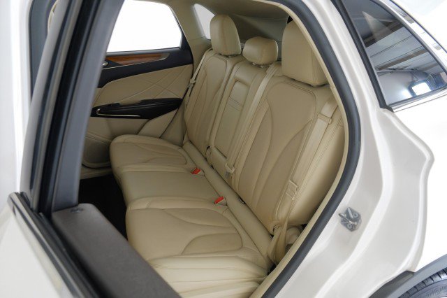 Used 2019 Lincoln MKC Select w/ Select Plus Package AWD/4WD image 40