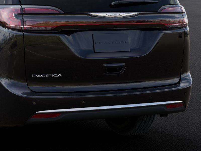 New 2025 Chrysler Pacifica Select FWD image 13