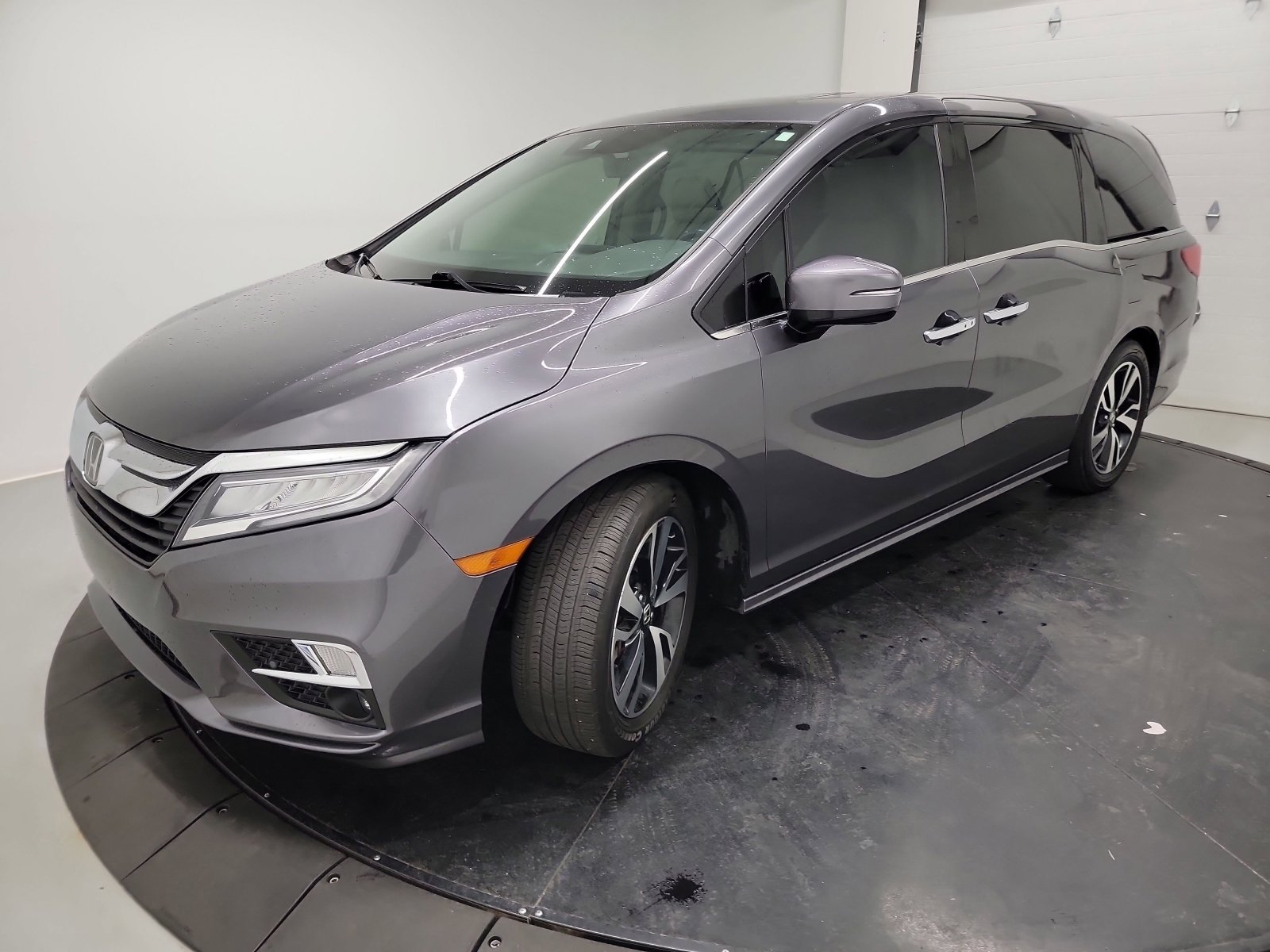 Used 2019 Honda Odyssey Elite image 3