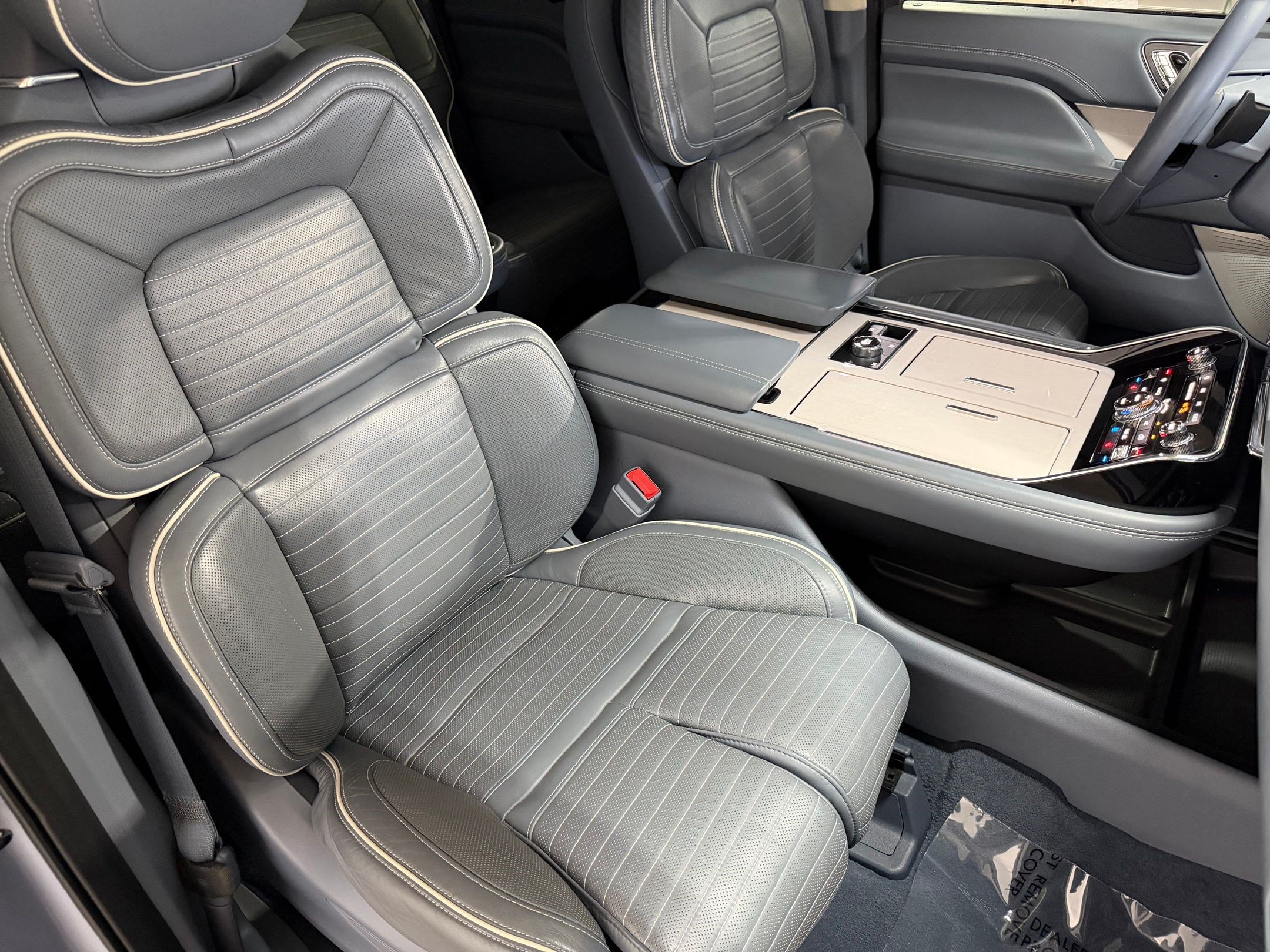 Used 2023 Lincoln Navigator L Black Label AWD/4WD image 40