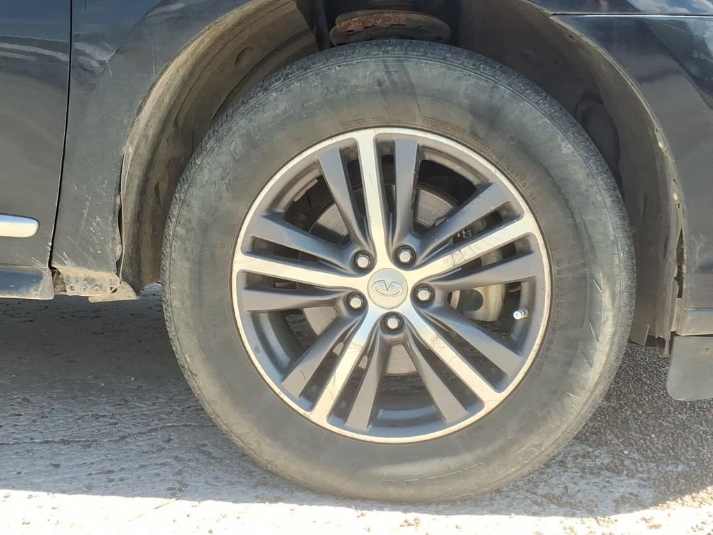 Used 2019 INFINITI QX60 Luxe w/ Essential Package image 10