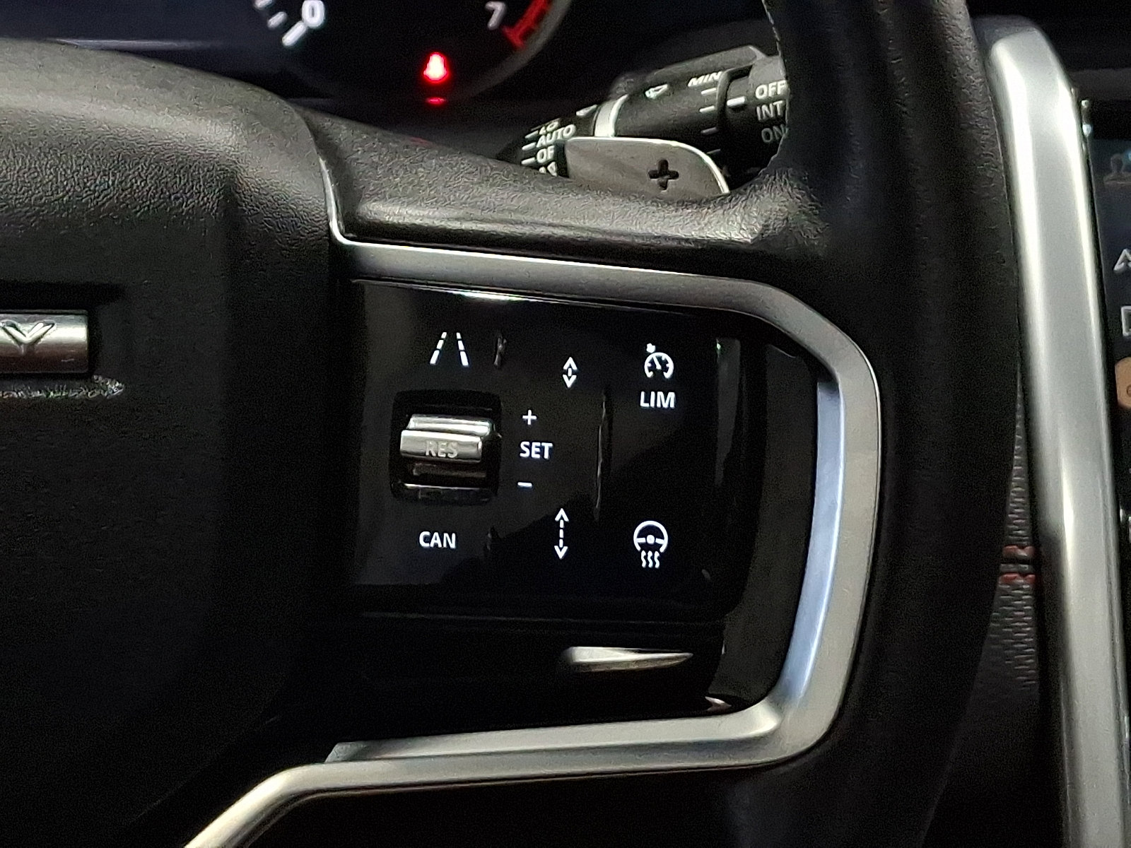 Certified 2023 Land Rover Discovery Sport S R-Dynamic AWD/4WD image 23