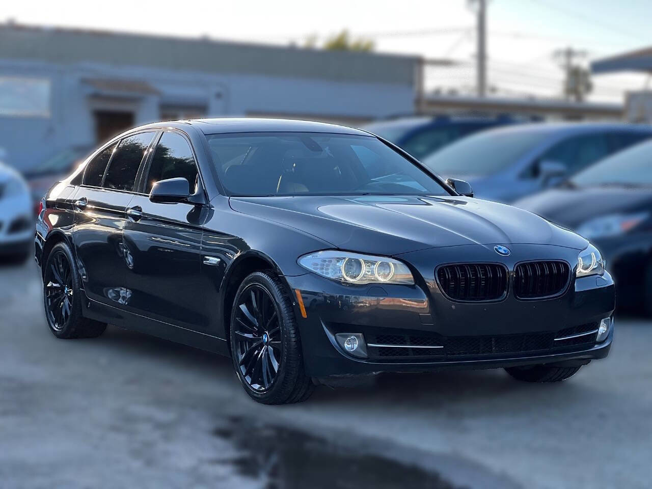 Used 2011 BMW 550i Sedan image 1