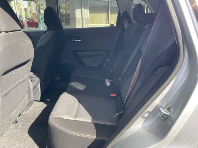 Used 2022 Nissan Rogue SV AWD/4WD image 11