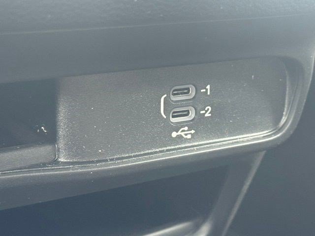 New 2027 Chrysler Pacifica Select FWD image 23