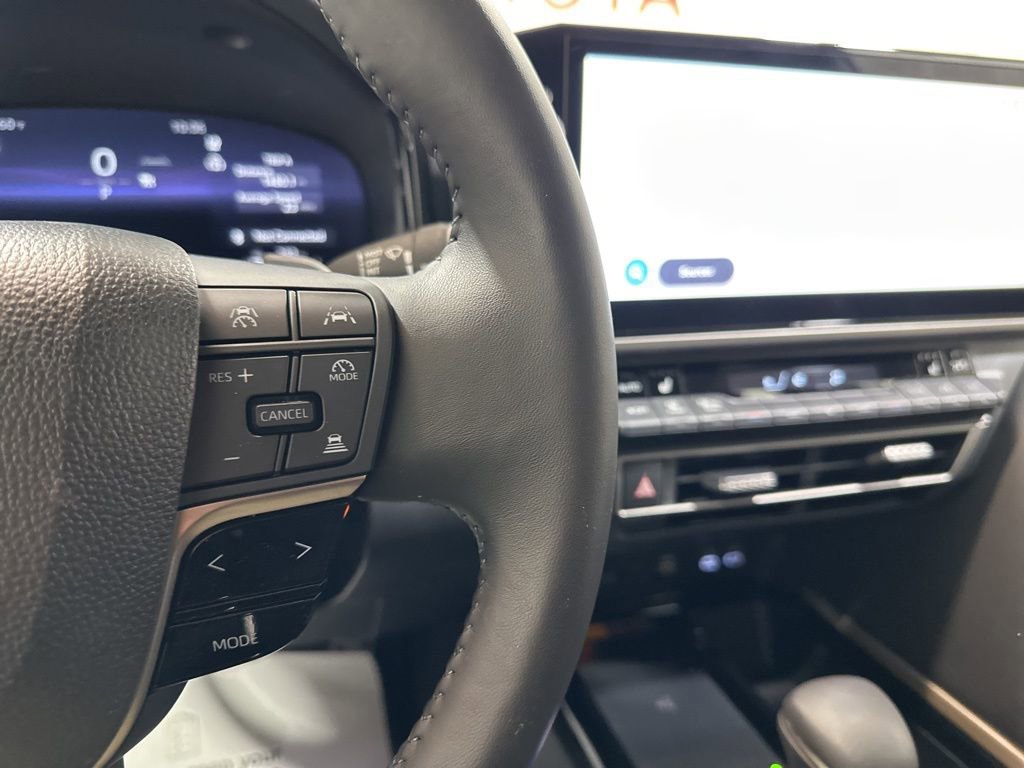 Used 2025 Toyota Camry XSE image 30