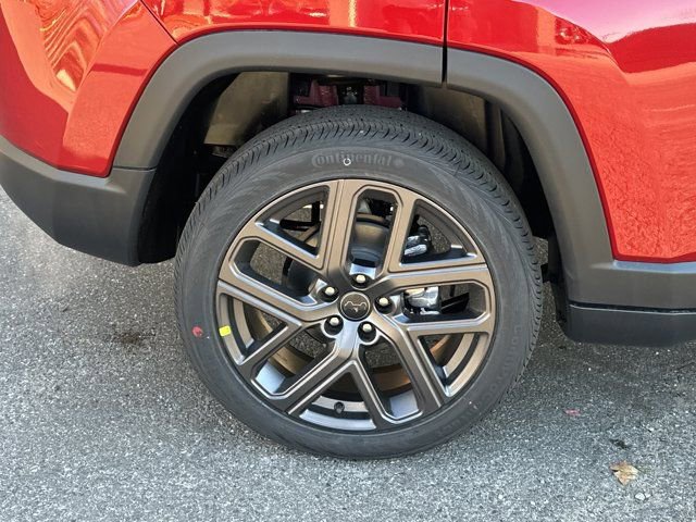 New 2026 Jeep Compass Latitude image 19