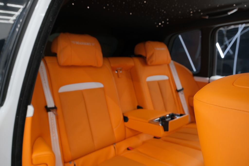 Used 2024 Rolls-Royce Cullinan image 50