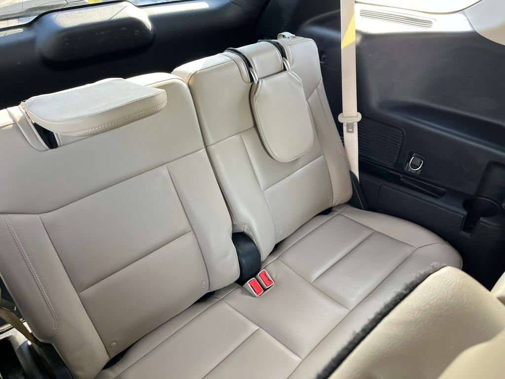 Used 2021 Ford Explorer Limited w/ Equipment Group 301A image 27