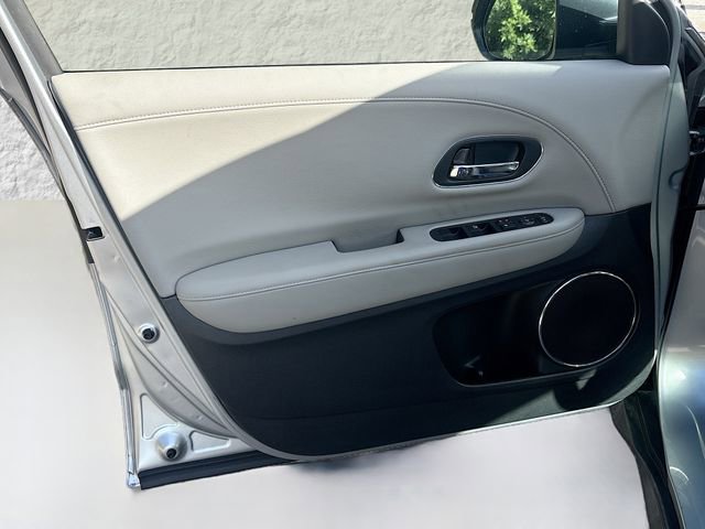 Used 2017 Honda HR-V EX-L image 20