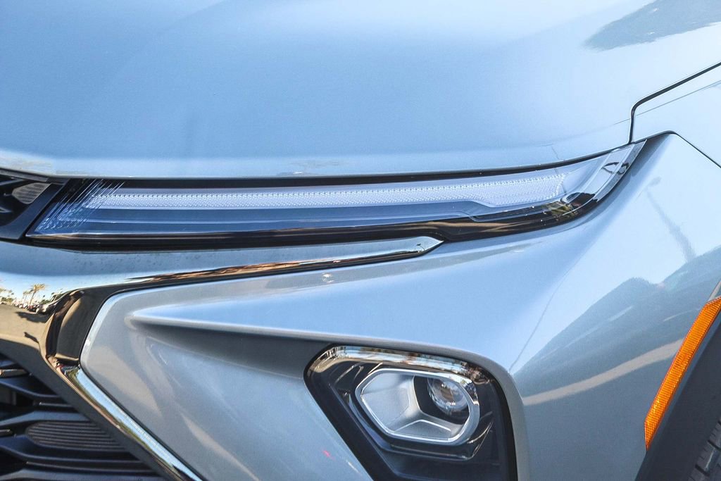 Used 2025 Chevrolet TrailBlazer ACTIV w/ Driver Confidence Package image 8