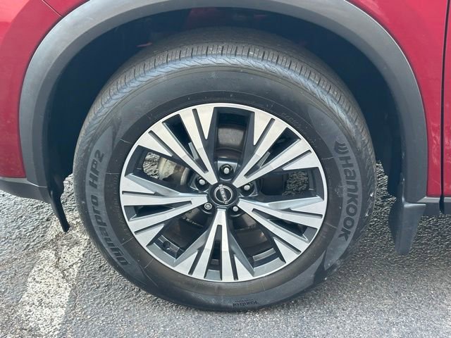 Certified 2023 Nissan Rogue SV w/ SV Premium B Package AWD/4WD image 9