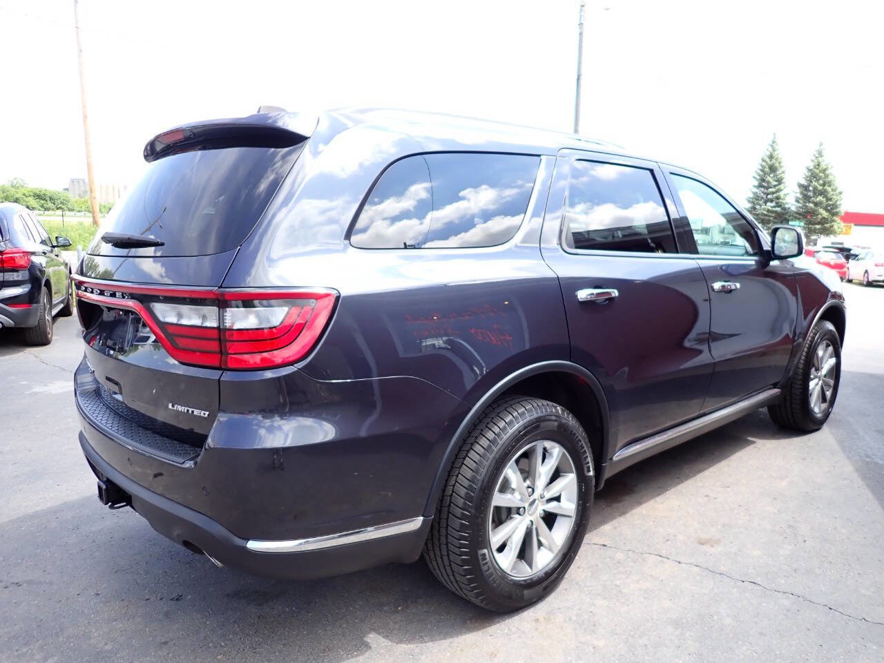 Used 2014 Dodge Durango Limited w/ Trailer Tow Group IV AWD/4WD image 6