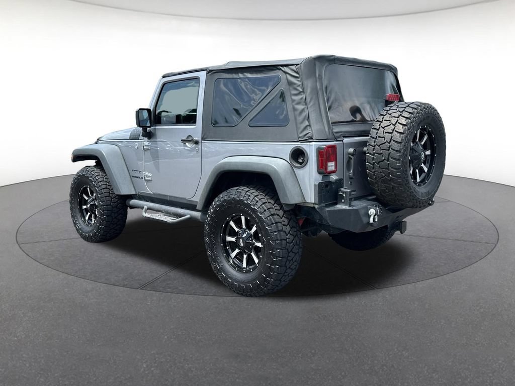 Used 2013 Jeep Wrangler Sport AWD/4WD image 3