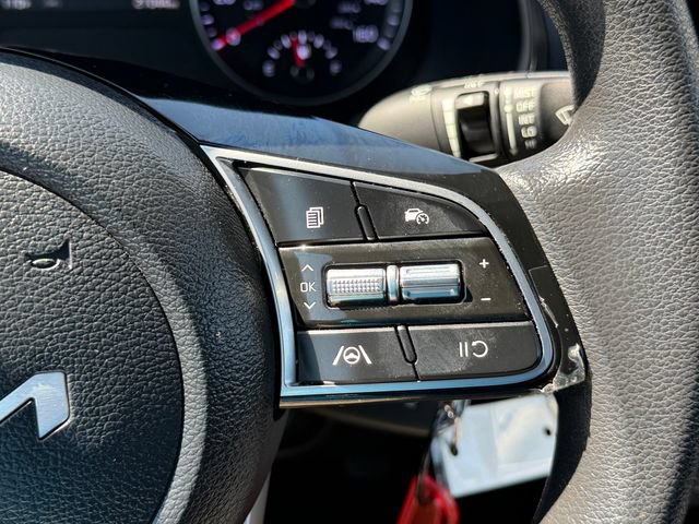 Used 2023 Kia Forte LXS FWD image 16